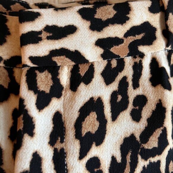 Banana Republic Leopard Print Avery Pant. Size 10 - Picture 5 of 9
